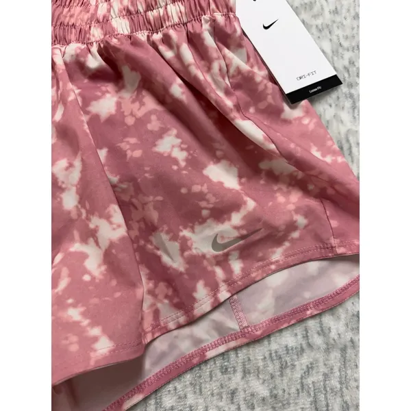 Nike‎ Dri-FIT Women XS Pink Tie Dye Cloud Wash Running Shorts HJ1096-699 NEW - Image 2