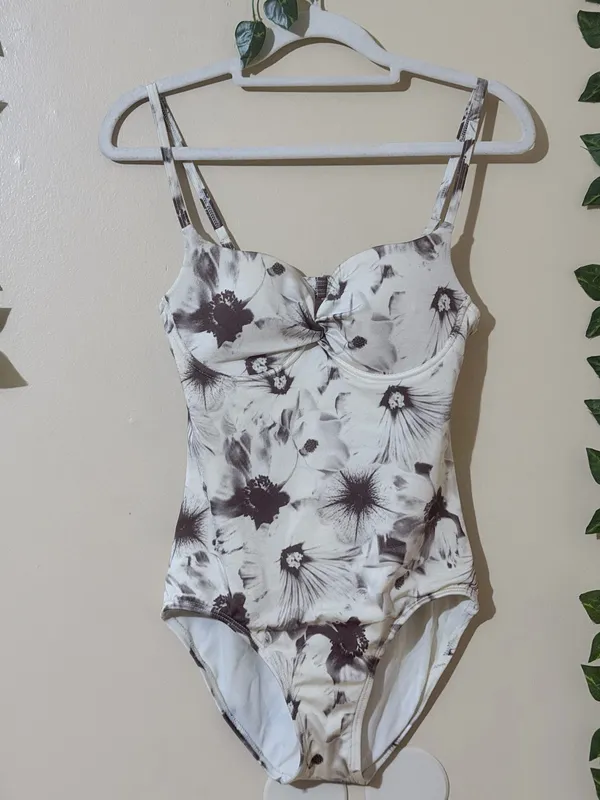 Vince Camuto Floral One Piece Swimsuit Built-In Bra White Brown V31080 Size 4 - Image 2
