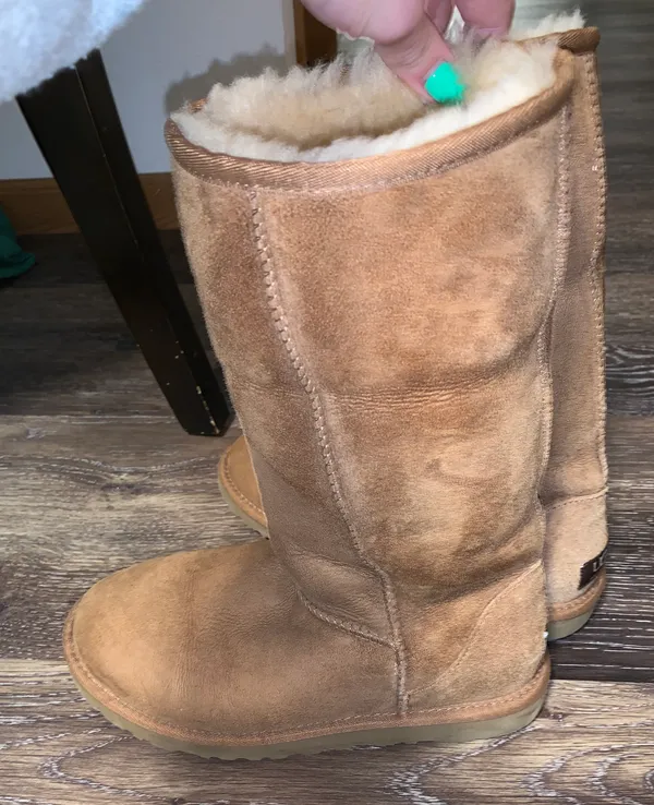 UGG Brown  Boots - Image 4