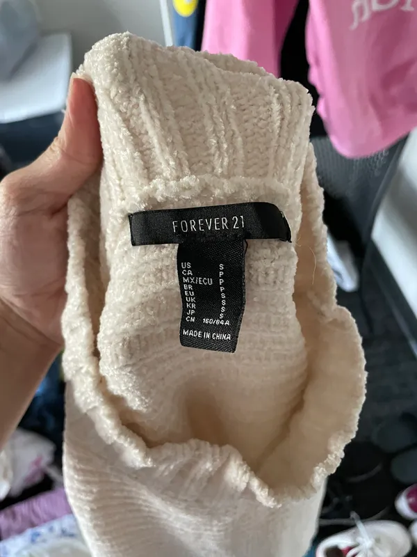 Forever 21 Sweater - Image 3