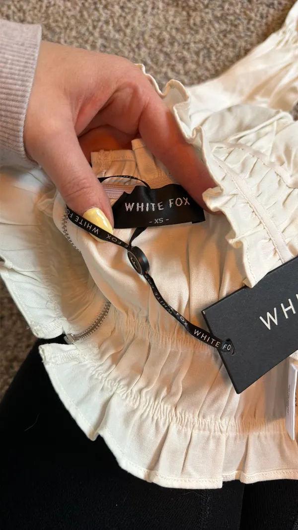White Fox Boutique White Crop - Image 4