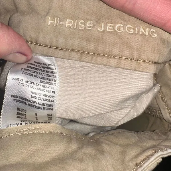 American Eagle tan high rise stretchy 8 short jeggings - Image 3