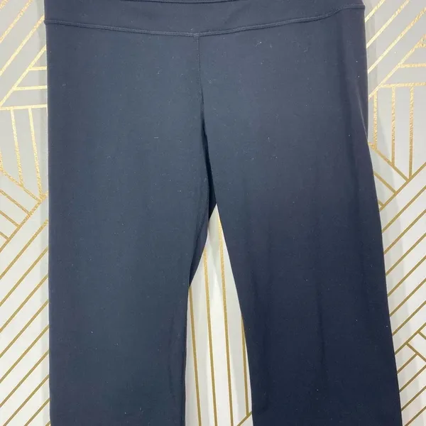 Lululemon Groove Crops‎ Black Reversible - Image 6