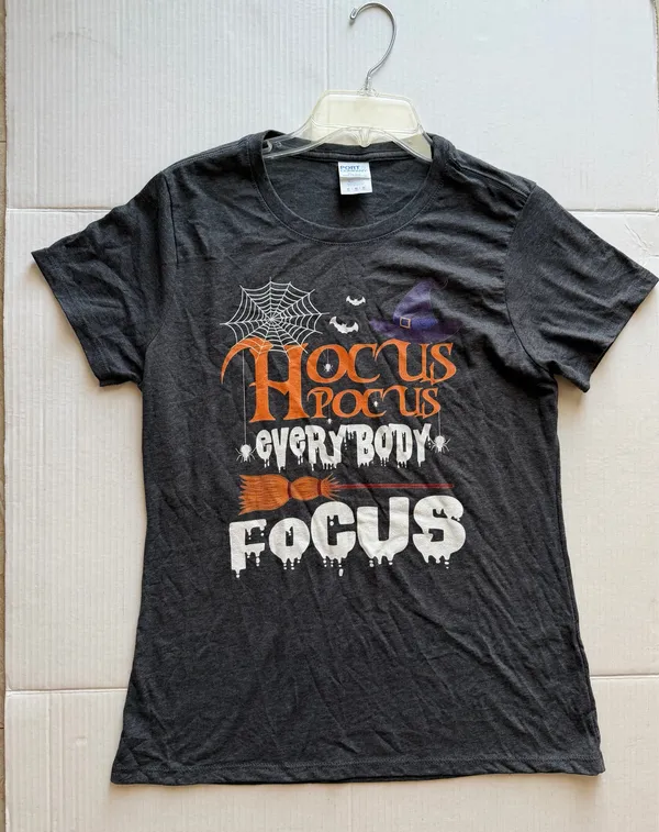 Port & Company Hocus Pocus Everybody Focus Halloween Tee Size M - Image 10