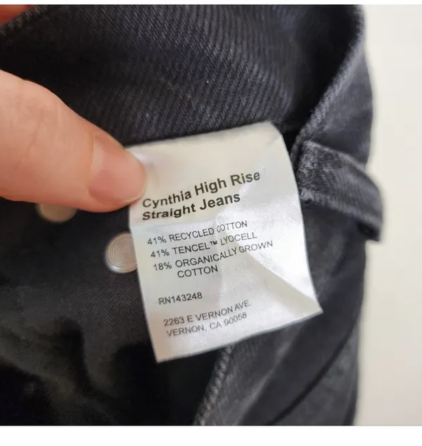 Reformation Black Cynthia High Rise Straight Jeans 23 NWT - Image 4