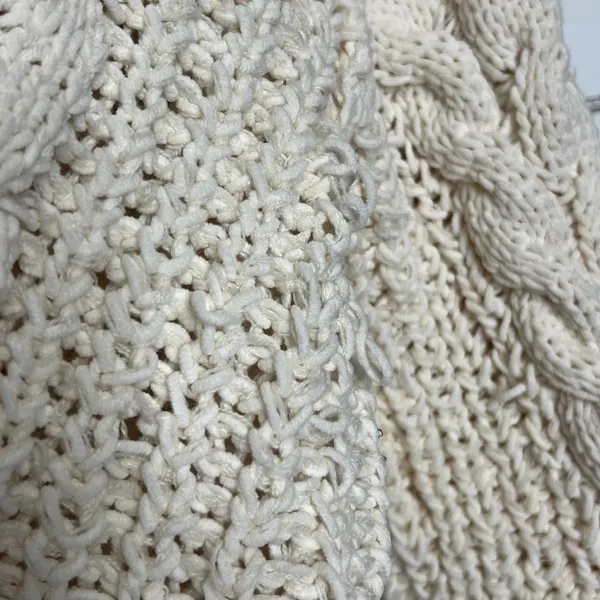 POL Chunky Knit Crew Neck Pullover Sweater Cream Size Small - Image 8