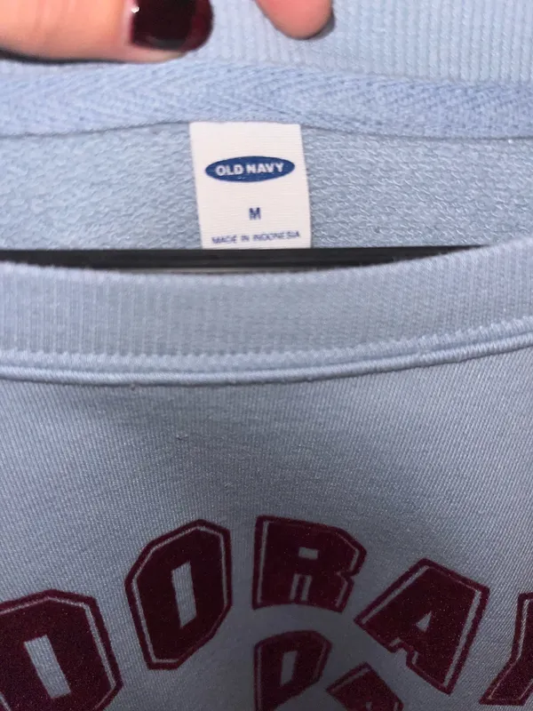 Old Navy Sweatshirt Crewneck - Image 2