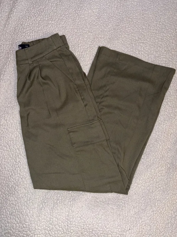 Hollister Ultra High-Rise Wide-Leg Pants - Image 4