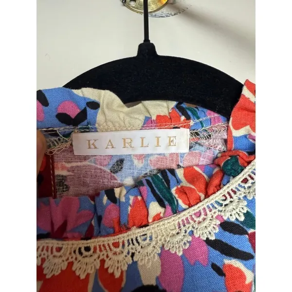Karlie Floral Ruffle Top Sz. M - Image 2
