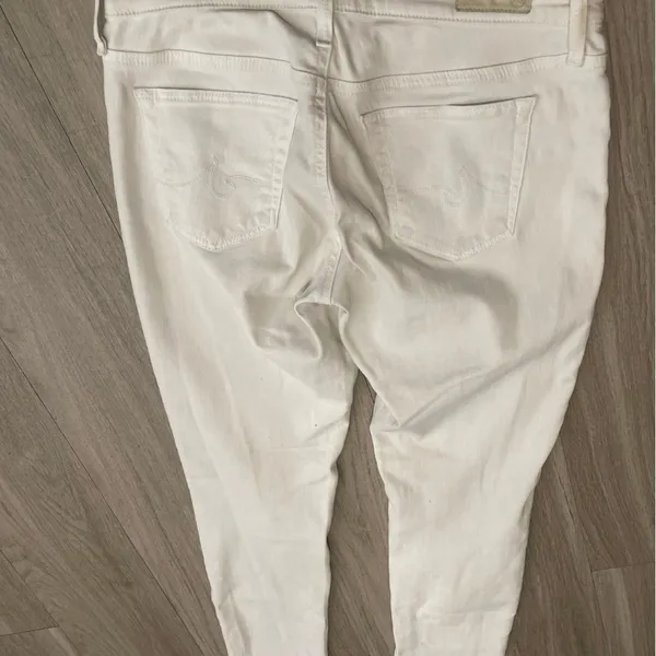 Ag Adriano Goldschmied Women’s Straight Leg Jeans in White - Image 3