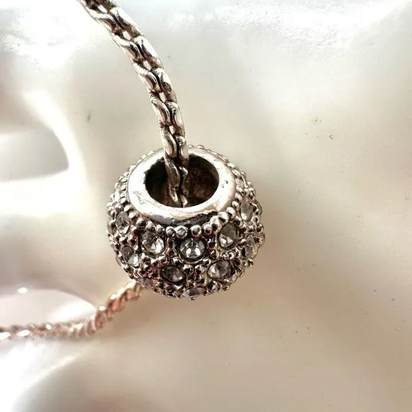 Silver tone rhinestone bead necklace - Image 7