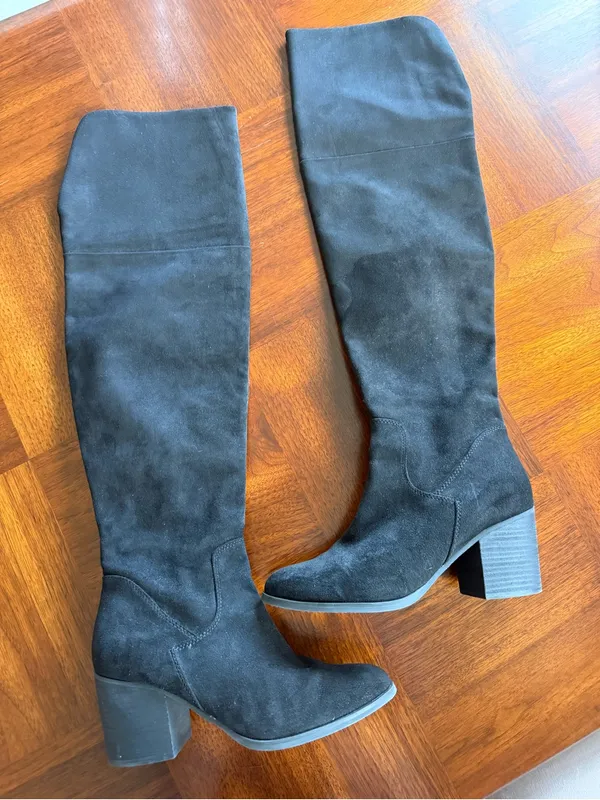 BP over-the-knee black suede boots size 9 - Image 4