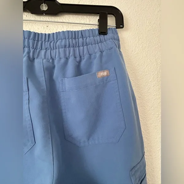 FIGS High Waisted Yola Skinny Scrub Pants in capri blue sz small - Image 11
