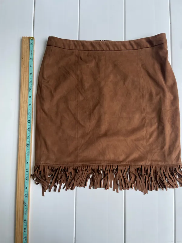 Chelsea & Theodore Faux Suede Fringe Skirt, Size M - Image 3