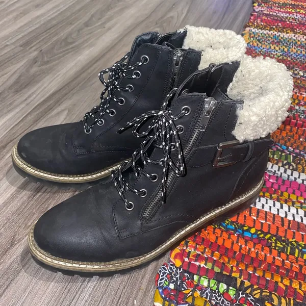 Universal Threads Combat Boots - Image 5