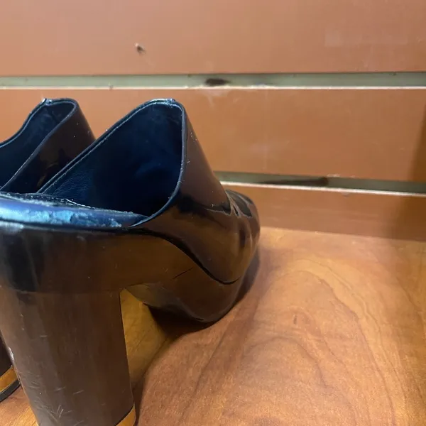 Tory Burch Black Mules with Cushioned Sole - Image 10
