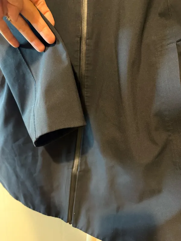 Lululemon Womens 12 Glyde Along Softshell Waterproof - Image 8