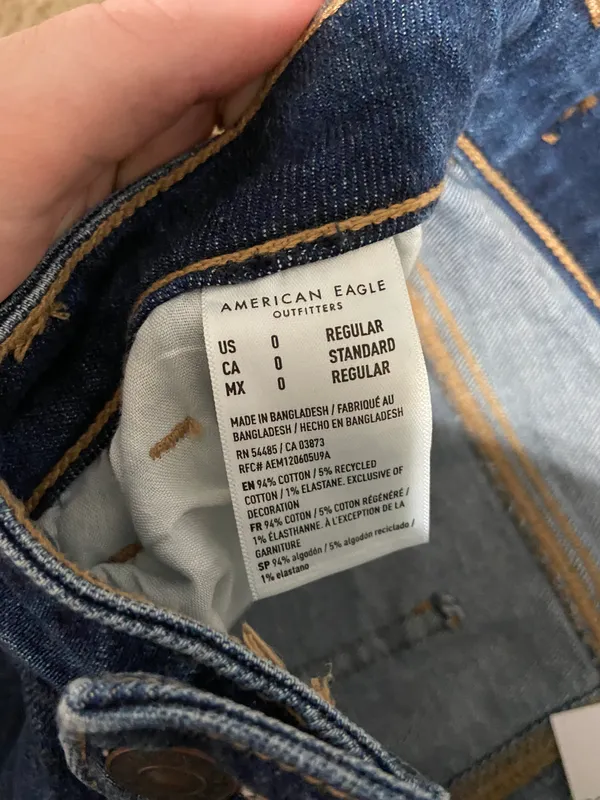 American Eagle Outfitters Mom Jean - Image 5