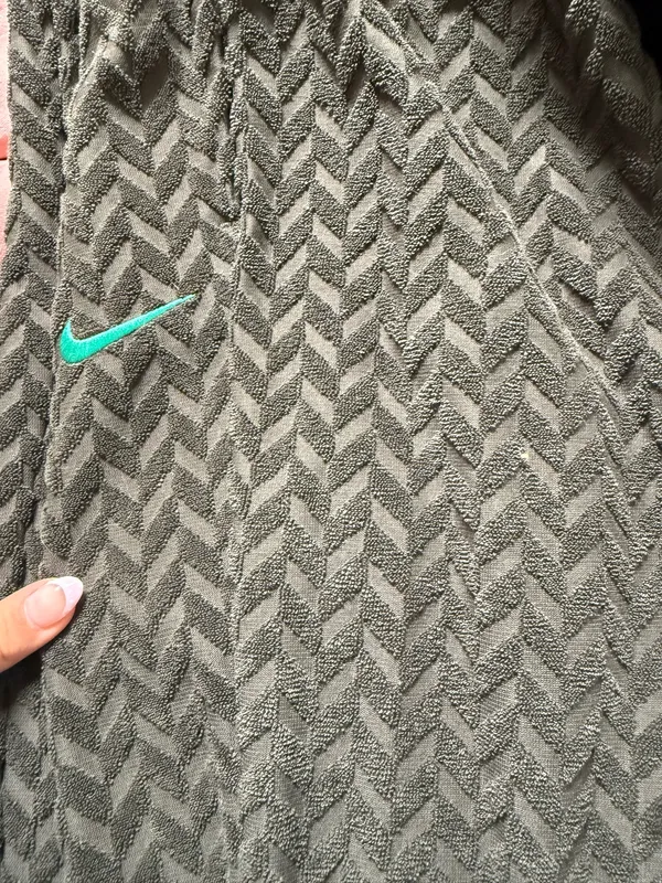 Nike Pants Loose Fit Green High-Rise - Image 6