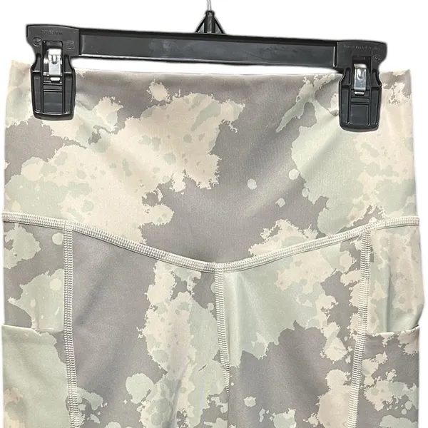 The North Face NWT Motivation High-Rise Pocket Shorts‎ 9" Inseam Size Small - Image 2