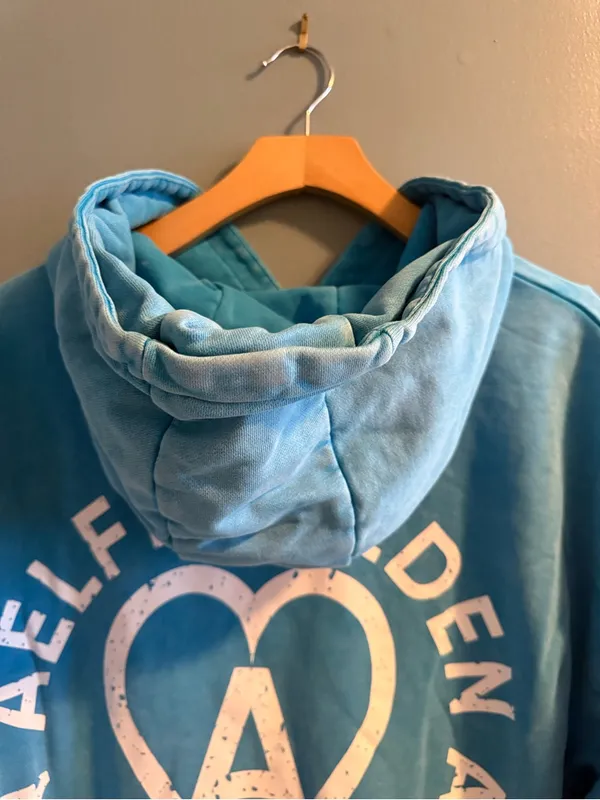 Aelfric Eden Circular Heart Graphic Washed Blue Hoodie - Image 5