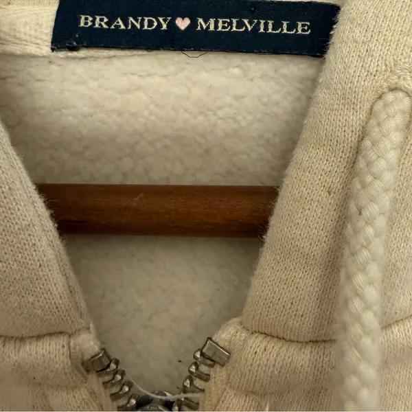 Brandy Melville / John Galt Oversized Christy Hoodie – Cream - Image 3
