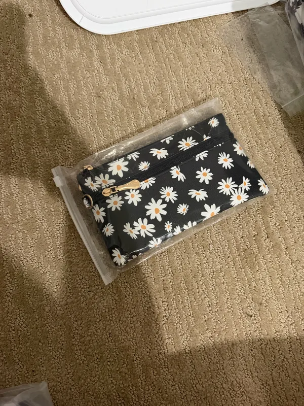 Zenana Daisy Print Two-Zipper Wristlet Pouch - Image 2