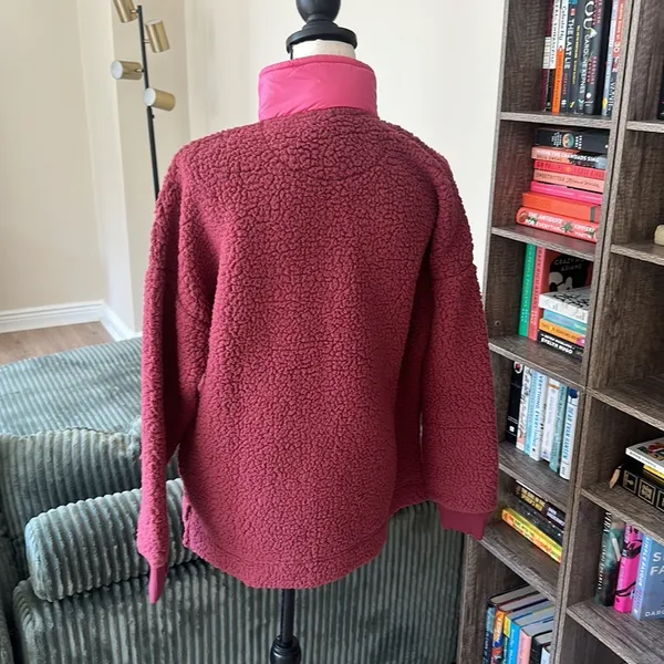 NWT Aerie Sherpa Half Zip Pullover size XS Red/Pink - Image 7