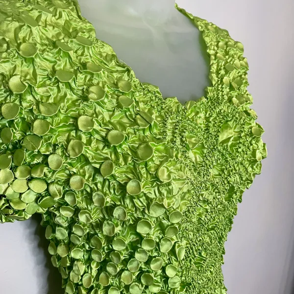 Popcorn Bubble Shirt Green - Image 5