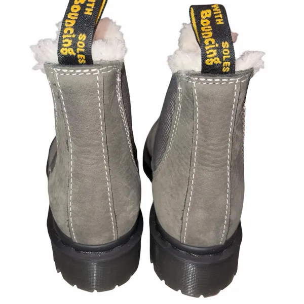 Dr. Martens Gray Tumbled Nubuck Leather Faux Fur Fleece Lined BEX FL Chelsea Boot 36 5 - Image 4