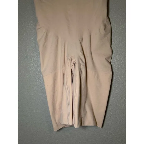 SPANX Seamless Power Nude High Waisted Mid Thigh Shapewear Shorts Women’s Size M - Image 4
