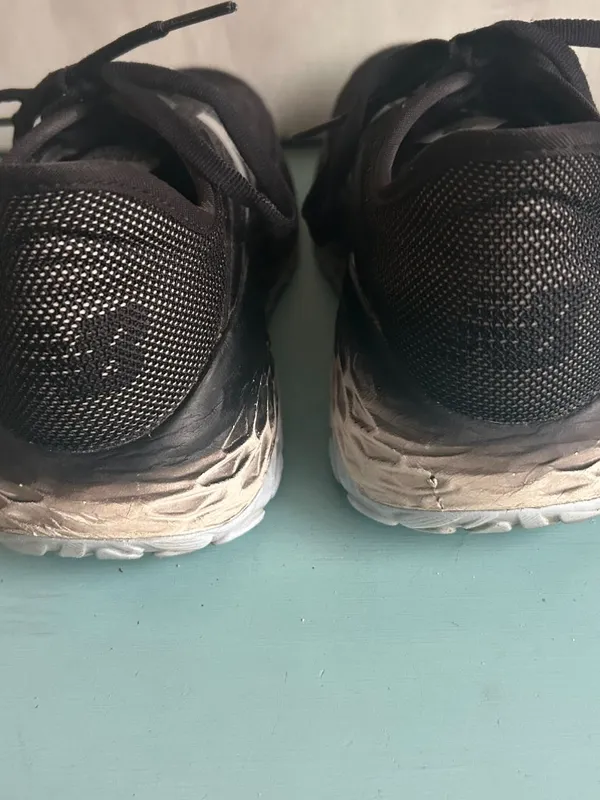New Balance Fresh Foam More v2 Women’s Black Running Shoe Comfort Size 6.5 - Image 9