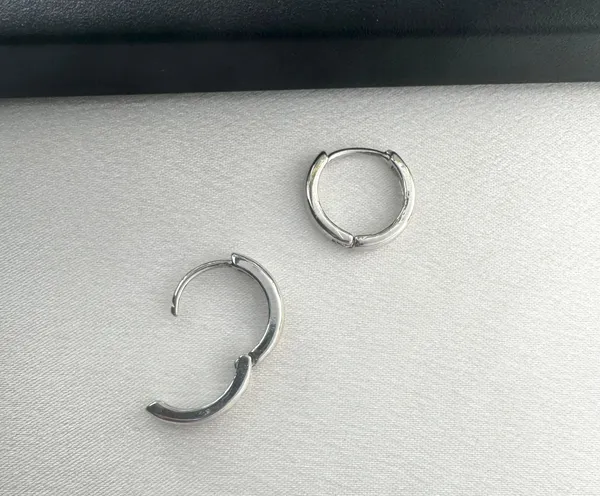 15mm Small Silver Hoop Earrings for Men Women Streetwear Unisex Style - Image 3