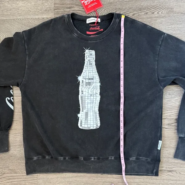 The Laundry Room Coca Cola‎ Disco Classic Crewneck Sweater Black Snow Size L NWT - Image 6