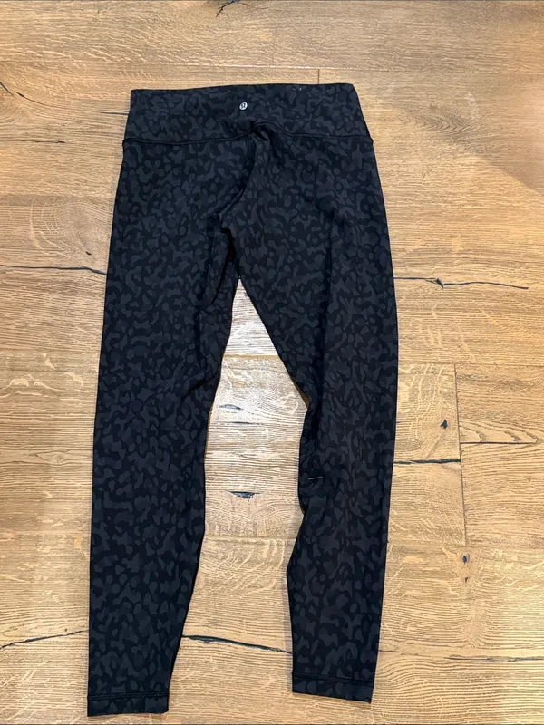 lululemon athletica align Black Tonal Animal Print Leggings 12 - Image 3