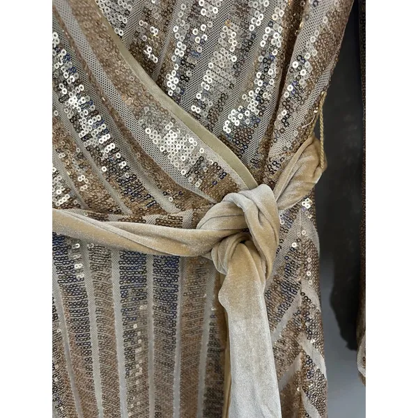 Nanette Lepore Sequin Wrap Dress Women Size 8 Gold Great Long Sleeve Velvet Belt - Image 2