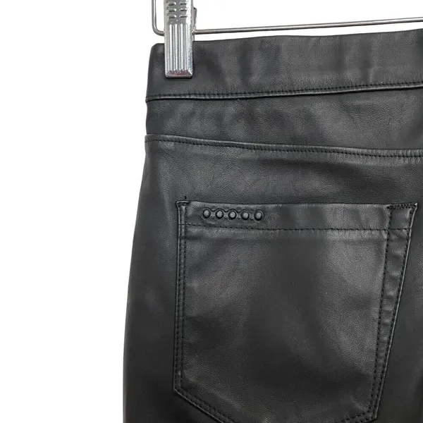 BLANK NYC Black Faux Leather Biker Chino Shorts Size 26‎ - Image 4