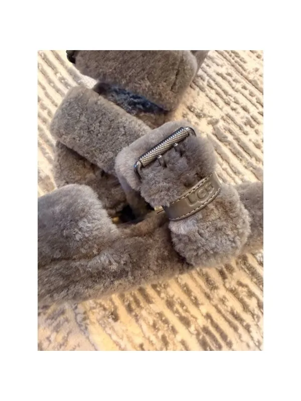 UGG women's size 7 gray Fuzz Yeah Slide Slipper Sandals S/N 1104662 - Image 5