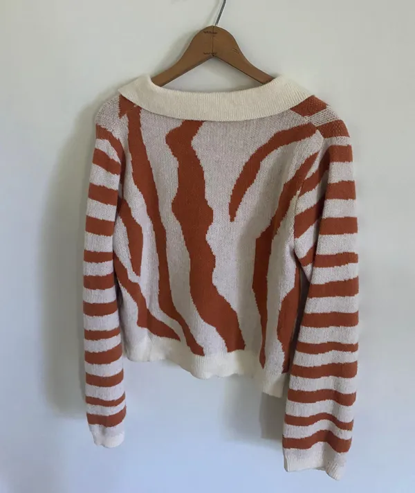leopard sweater M - Image 2