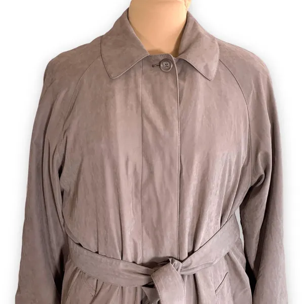 Vintage 90s London Fog Tan Faux Suede Belted Trench‎ Coat Women’s Size 6 Classic - Image 3