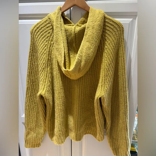 American Eagle Cozy Mustard Yellow Women's Sweater M - Image 2