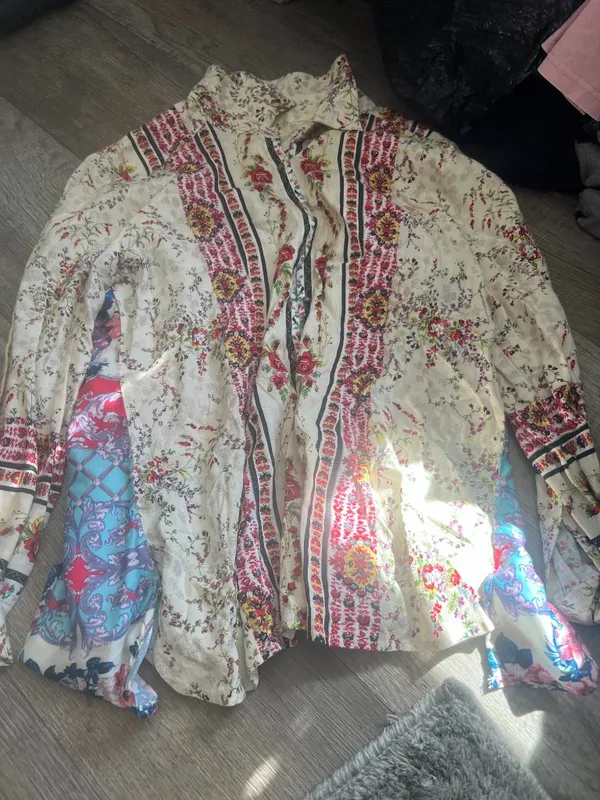 Anthropologie Cyrena Mixed Floral Print High Lo Button Down Linen Blend Top L - Image 3