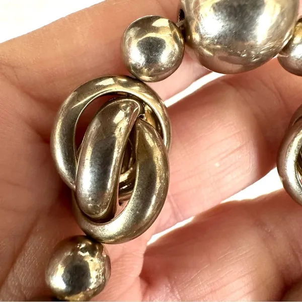 Silver tone stretchy bracelet - Image 7