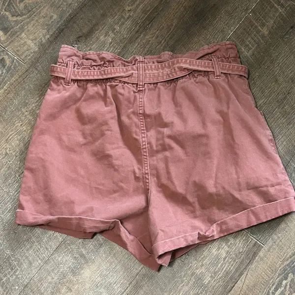 Abercrombie‎ & Fitch Mauve Paperbag High Rise Shorts with Belt Womens Size M - Image 4