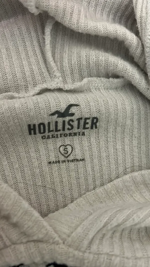 Hollister Cropped Sweater White Knit - Image 4