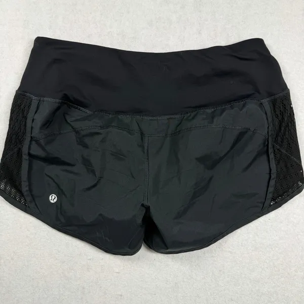 Lululemon Mesh Over Miles Short Black Size 6 3” Running Shorts - Image 2