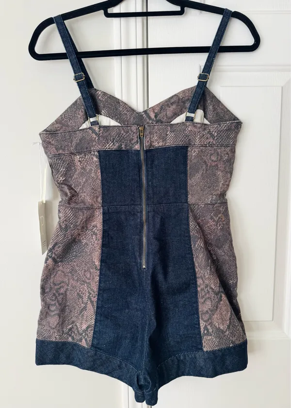 Anthropologie Pilcro Snake Print Denim Romper/Playsuit, Size 8 - Image 10