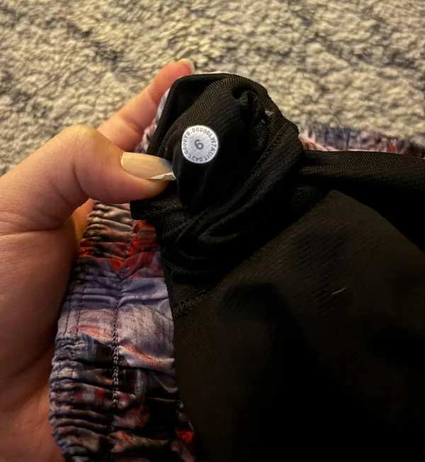 Lululemon Hotty Hot Shorts 4” - Image 3