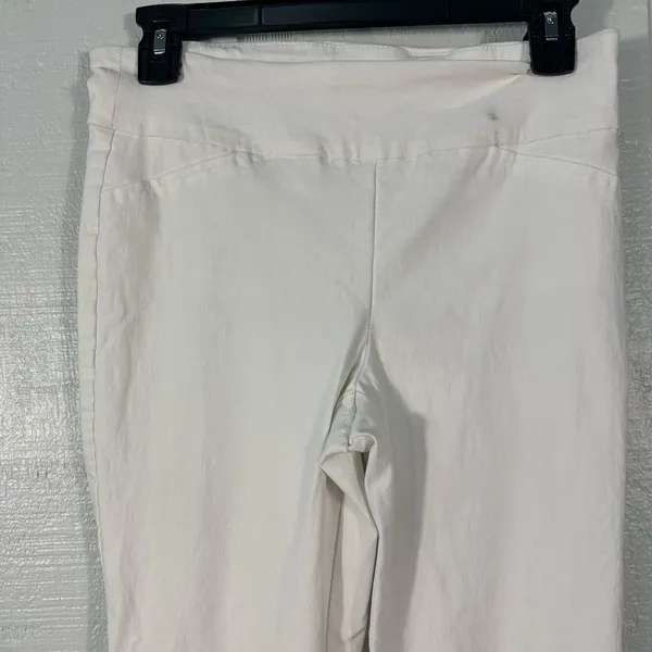Spanx Women’s  White Classic Fit Pull On Pants Size Medium EUC - Image 3