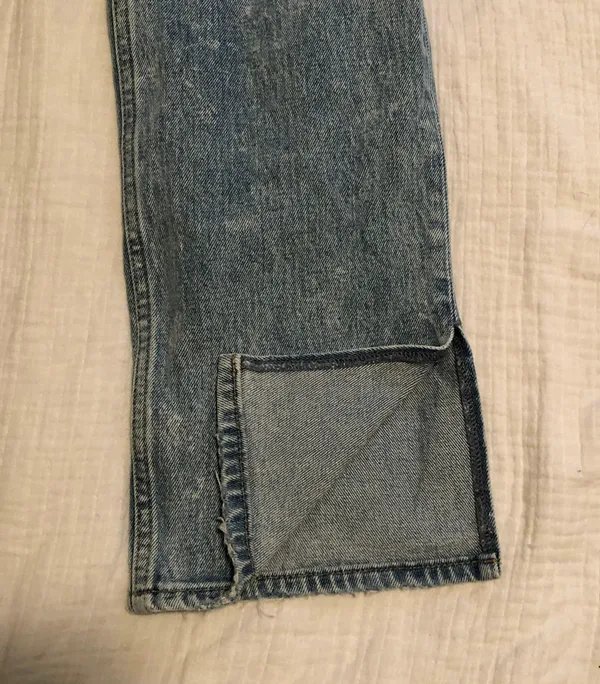 Abercrombie & Fitch A&F Wide Leg Flare Jeans - Image 7